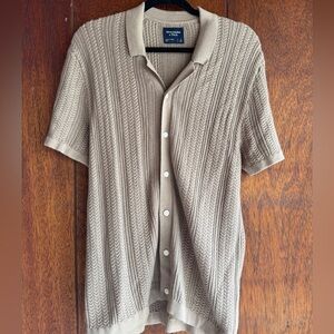 Abercrombie & Fitch Men's Beige Textured Knit Button Down Shirt